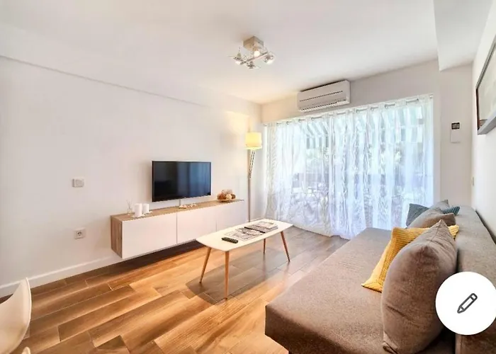 Beautiful Apartment In Marbella Center